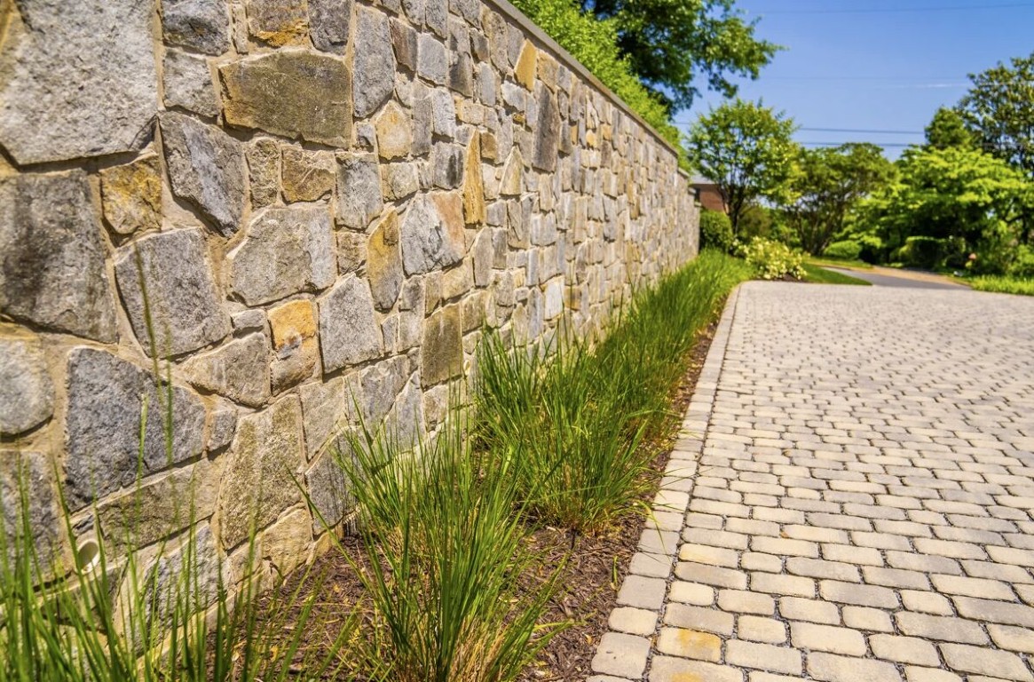 Paver walkways and driveways in Richmond, CA